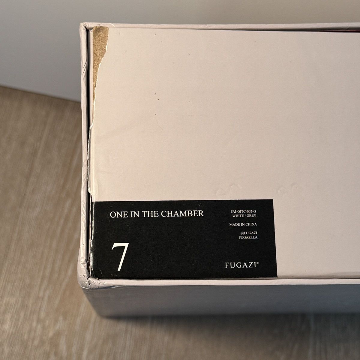 Fugazi ONE IN THE CHAMBER Size US 7 / EU 40 - 9 Thumbnail