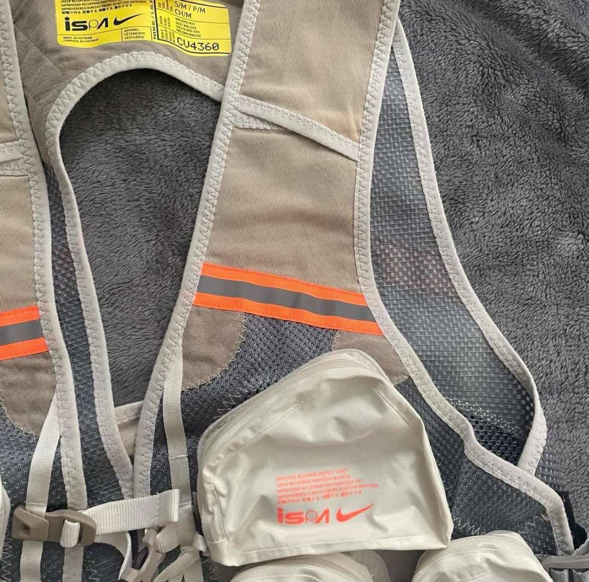 Nike Used Nike Ispa Series Vest Beige Rare Hikking Size S/M Size US M / EU 48-50 / 2 - 7 Thumbnail