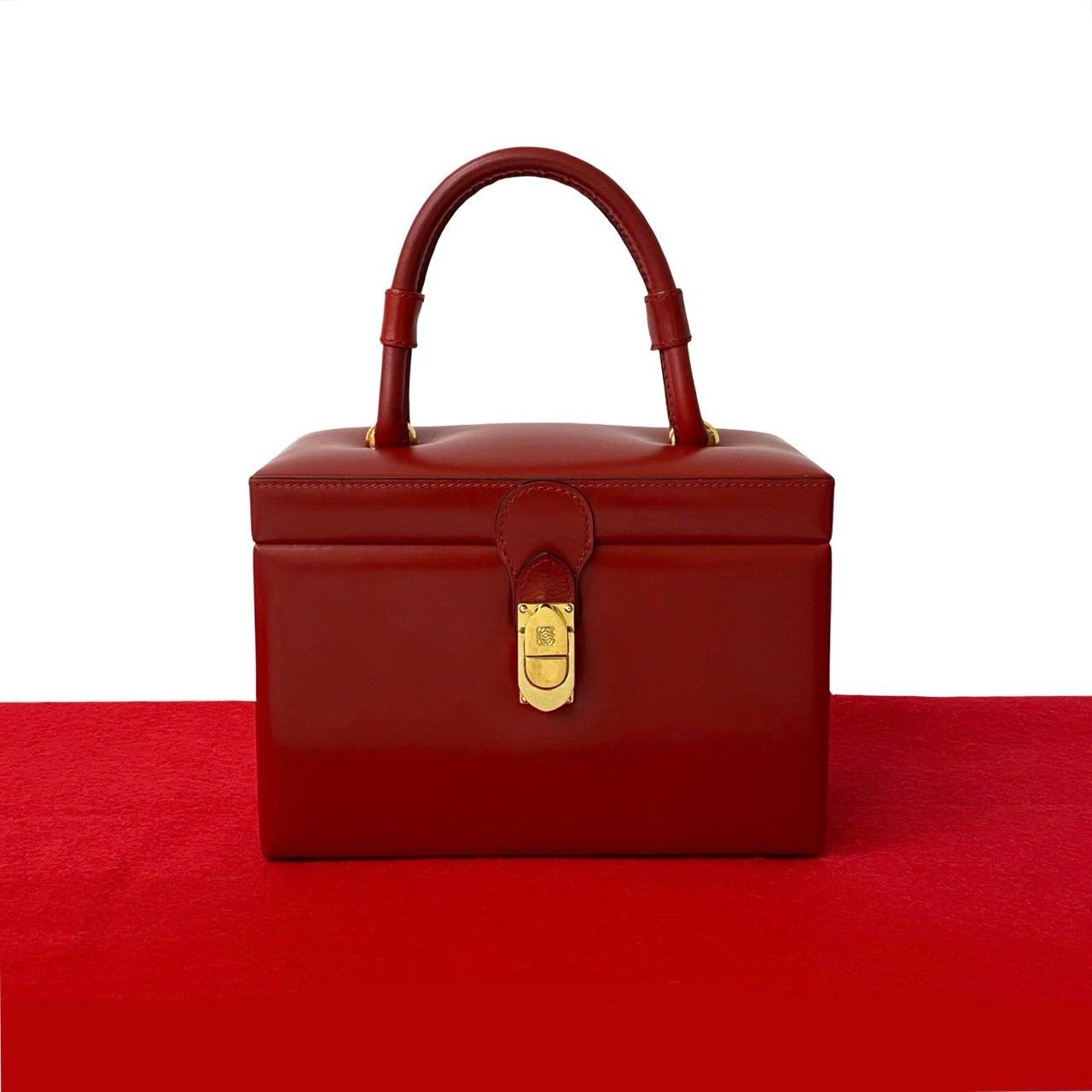 Loewe Loewe Loewe Anagram Calf Leather Handbag Leather Handbag Size ONE SIZE - 1 Thumbnail