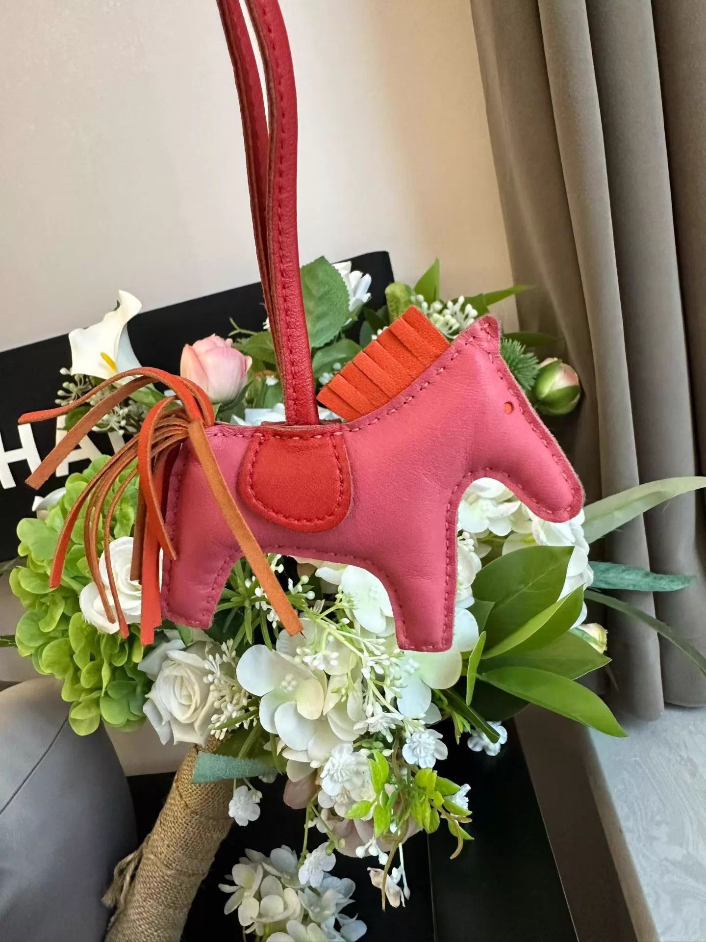 Hermes Hermès Pony Charm Mint 1299 AH029 Size ONE SIZE - 1 Thumbnail