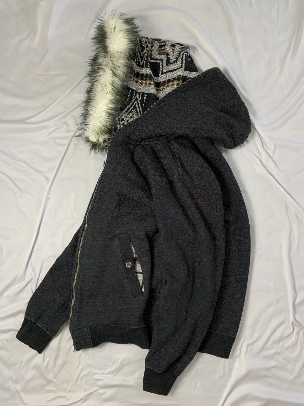 Le Grande Bleu (L.G.B.) Fur hoodie japanese style I L L S double layer Size US L / EU 52-54 / 3 - 6 Thumbnail