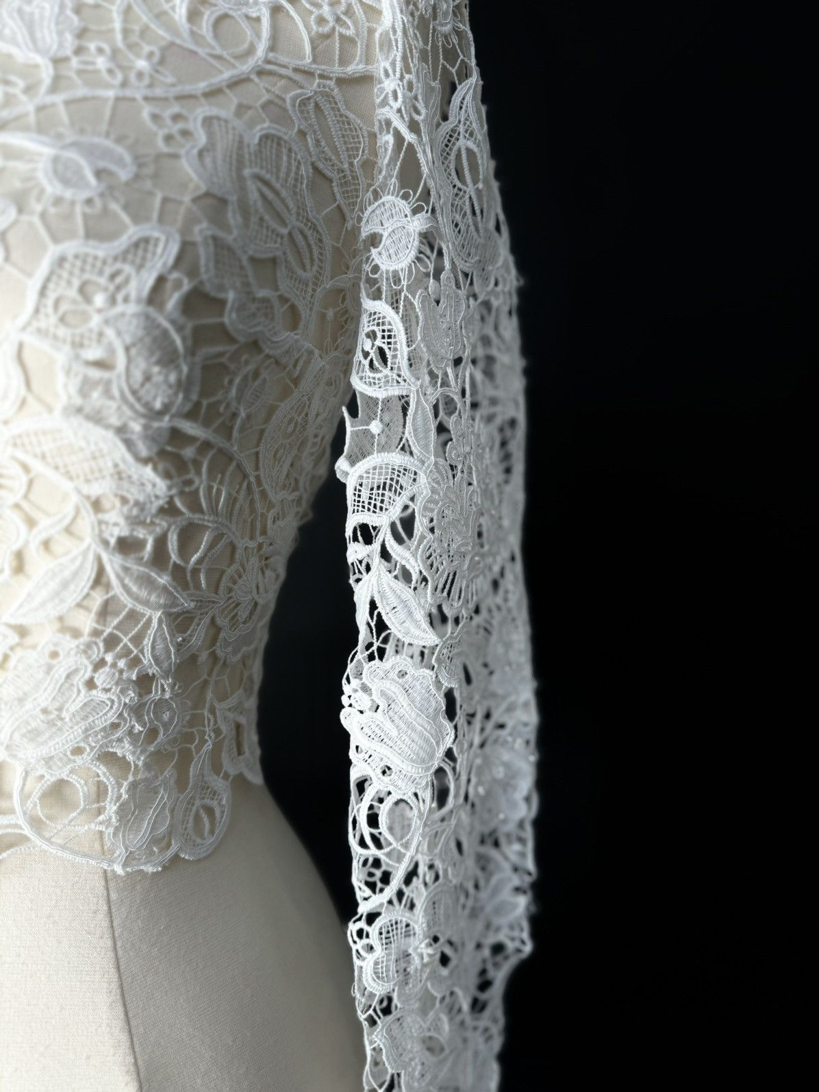 Other Preloved US 0 Guipure Lace Anna Augusta Bridal Cape Size XS / US 0-2 / IT 36-38 - 4 Thumbnail