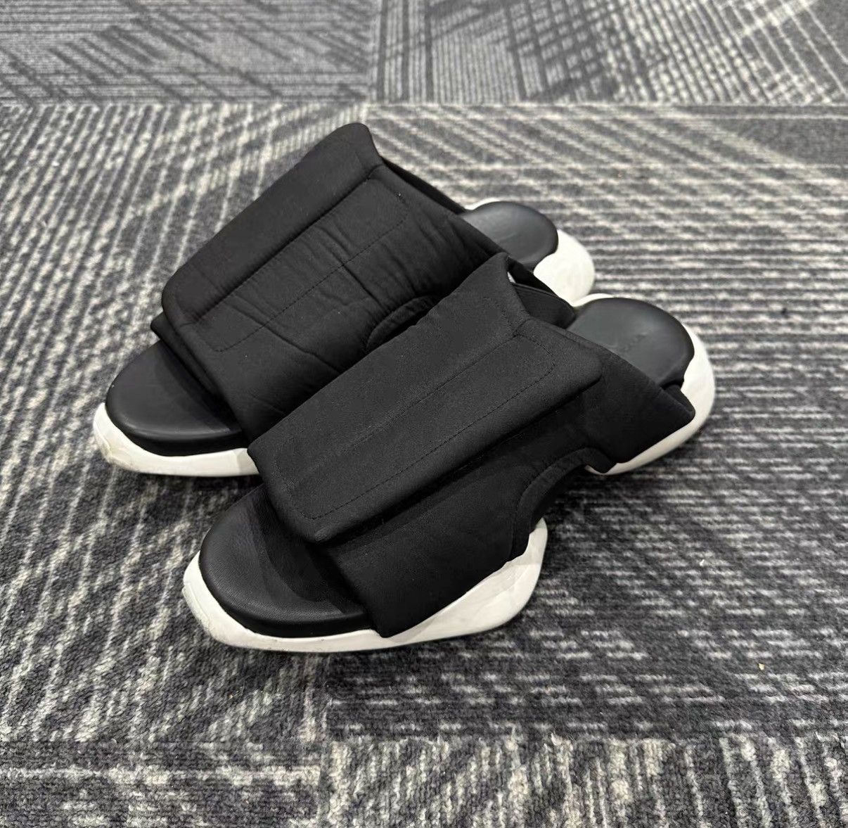 Rick Owens Rick Owens x Adidas Tank Slides J42 Size US 8.5 / EU 41-42 - 1 Thumbnail