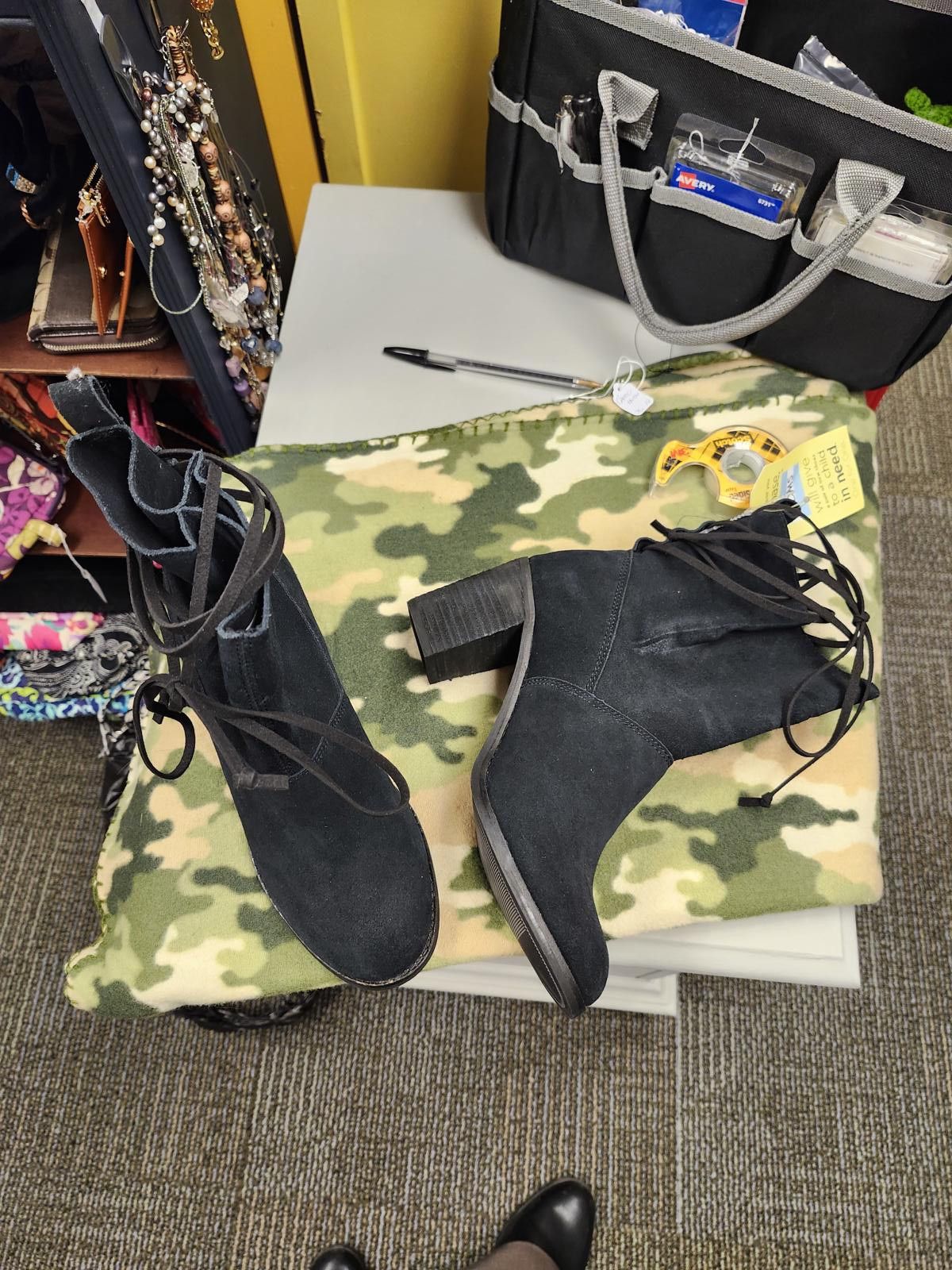 Designer Tom's ankle boots Size US 8.5 / IT 38.5 - 2 Thumbnail