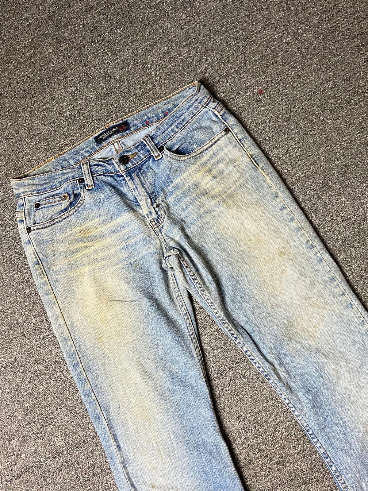 American Eagle Outfitters American Eagle Outfitters Flare Fit Jeans (143) Size 28" / US 6 / IT 42 - 9 Thumbnail