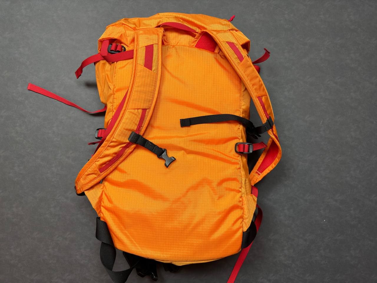 Arc'teryx Arcteryx Cierzo 35 New Rare Mens Backpack Osprey Gorpcore Size 34 - 4 Thumbnail