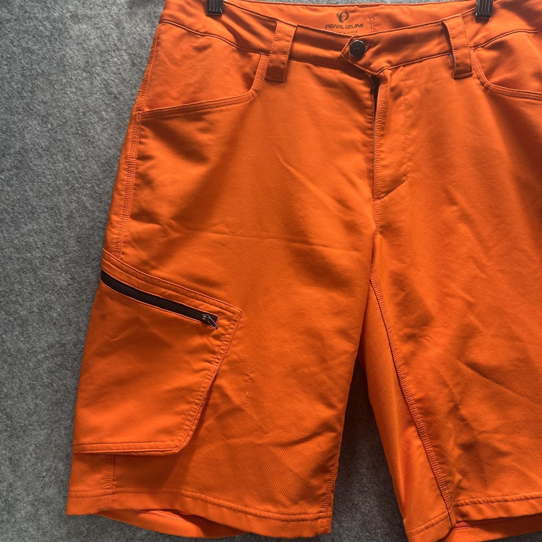 PEARL iZUMi Pearl Izumi Shorts Mens L Orange Biker Cycling Quick Dry Zip Pocket Trail Size US 33 - 2 Thumbnail