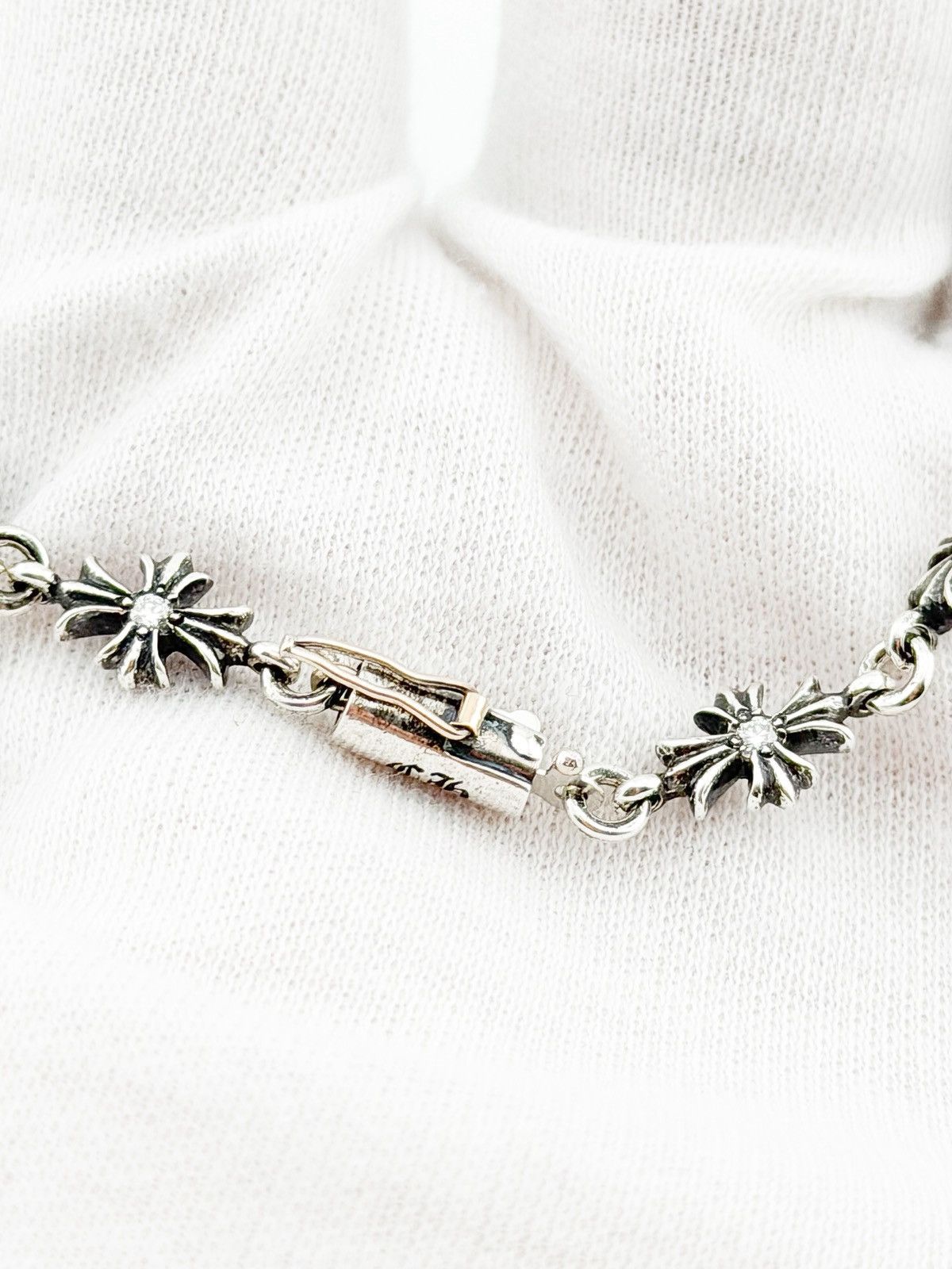 Chrome Hearts RARE! Chrome Hearts Tiny E Bracelet Brand New Size ONE SIZE - 5 Thumbnail