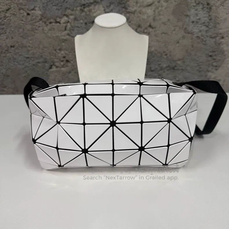 Issey Miyake Issey Miyake Pillow Bag Size ONE SIZE - 1 Thumbnail