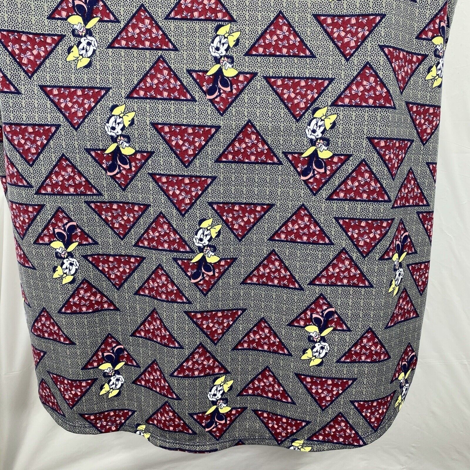 Disney LuLaRoe Disney Oversized Irma Short Sleeve Minnie Mouse Tee Size S / US 4 / IT 40 - 8 Thumbnail