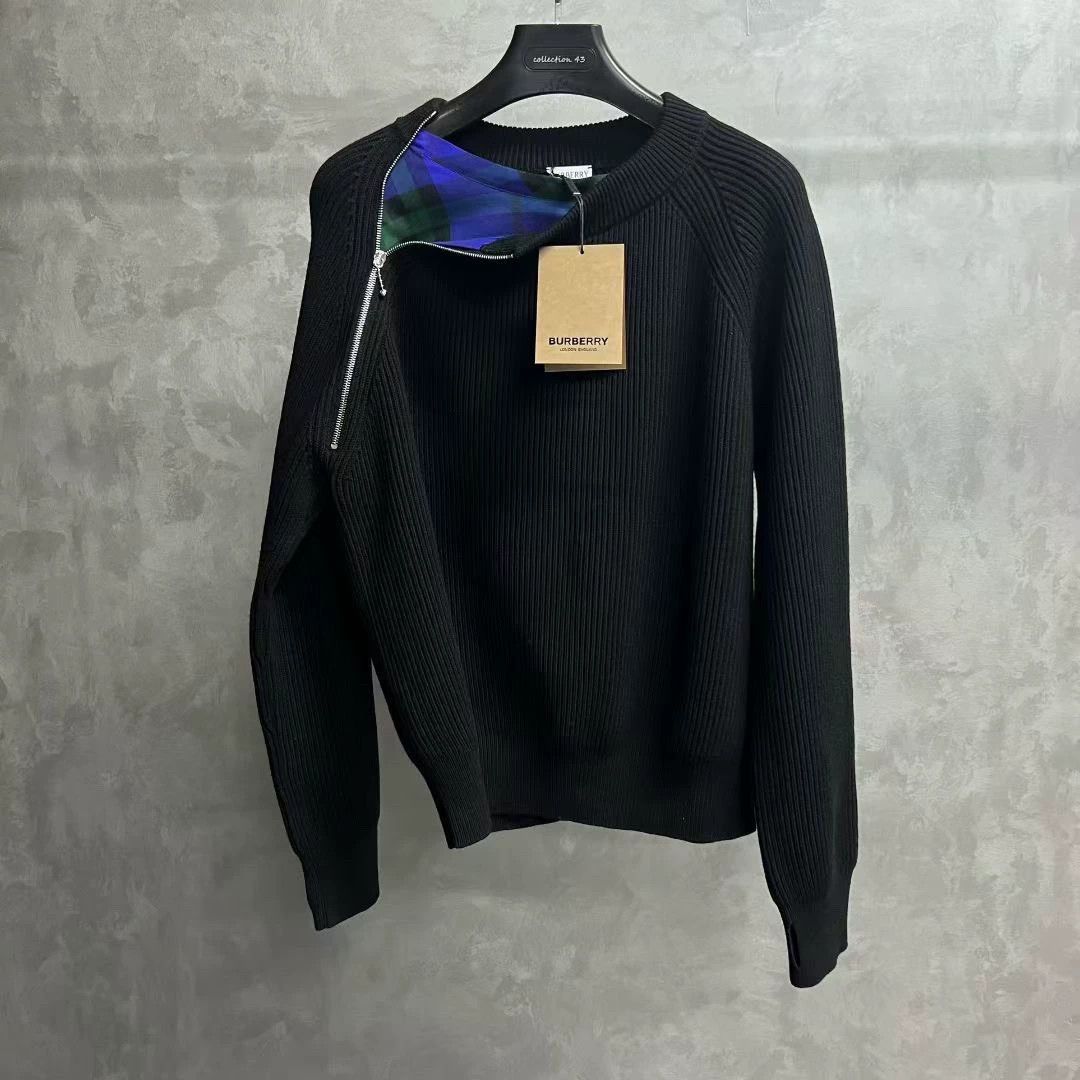 Burberry burberry black crewneck long-sleeve sweater Size US M / EU 48-50 / 2 - 2 Thumbnail