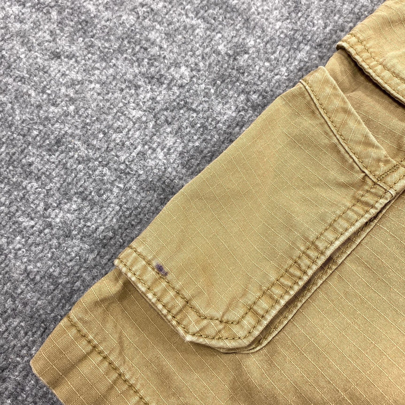 Carhartt Carhartt Shorts Mens 38 Beige Cargo Relaxed Fit Pockets Workwear Size US 38 / EU 54 - 3 Thumbnail