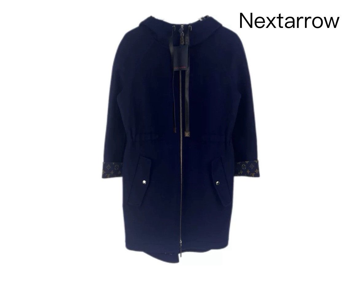 Louis Vuitton Louis Vuitton Blue leather label wool hooded coat Size US S / EU 44-46 / 1 - 1 Thumbnail