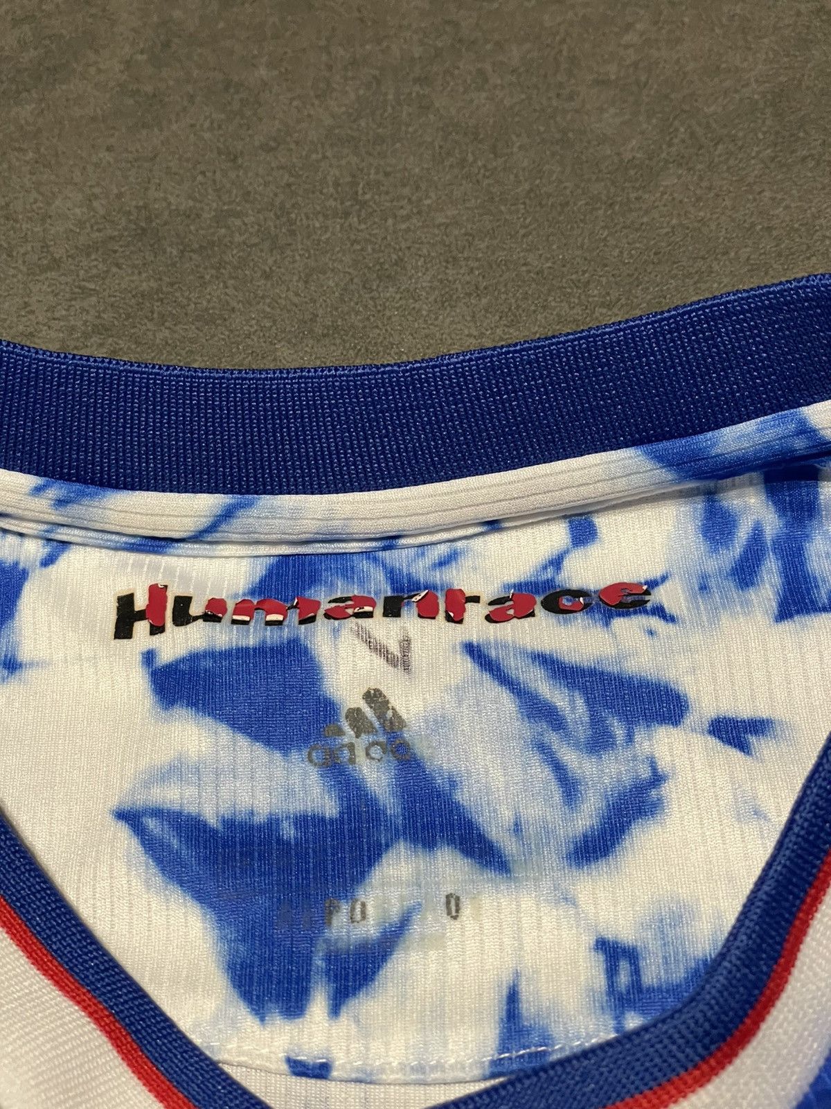 Adidas Jersey Adidas Manchester United Humanrace x Pharell Williams Size US XL / EU 56 / 4 - 11 Thumbnail