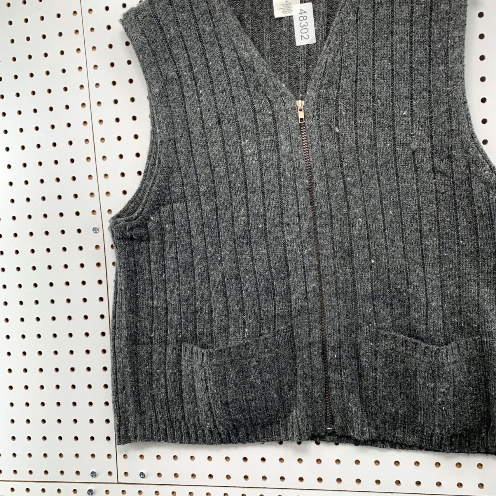 Old Navy VINTAGE Old Navy Mens Wool Blend Full Zip Sweater Vest Gray Marl Size M Size US M / EU 48-50 / 2 - 5 Thumbnail