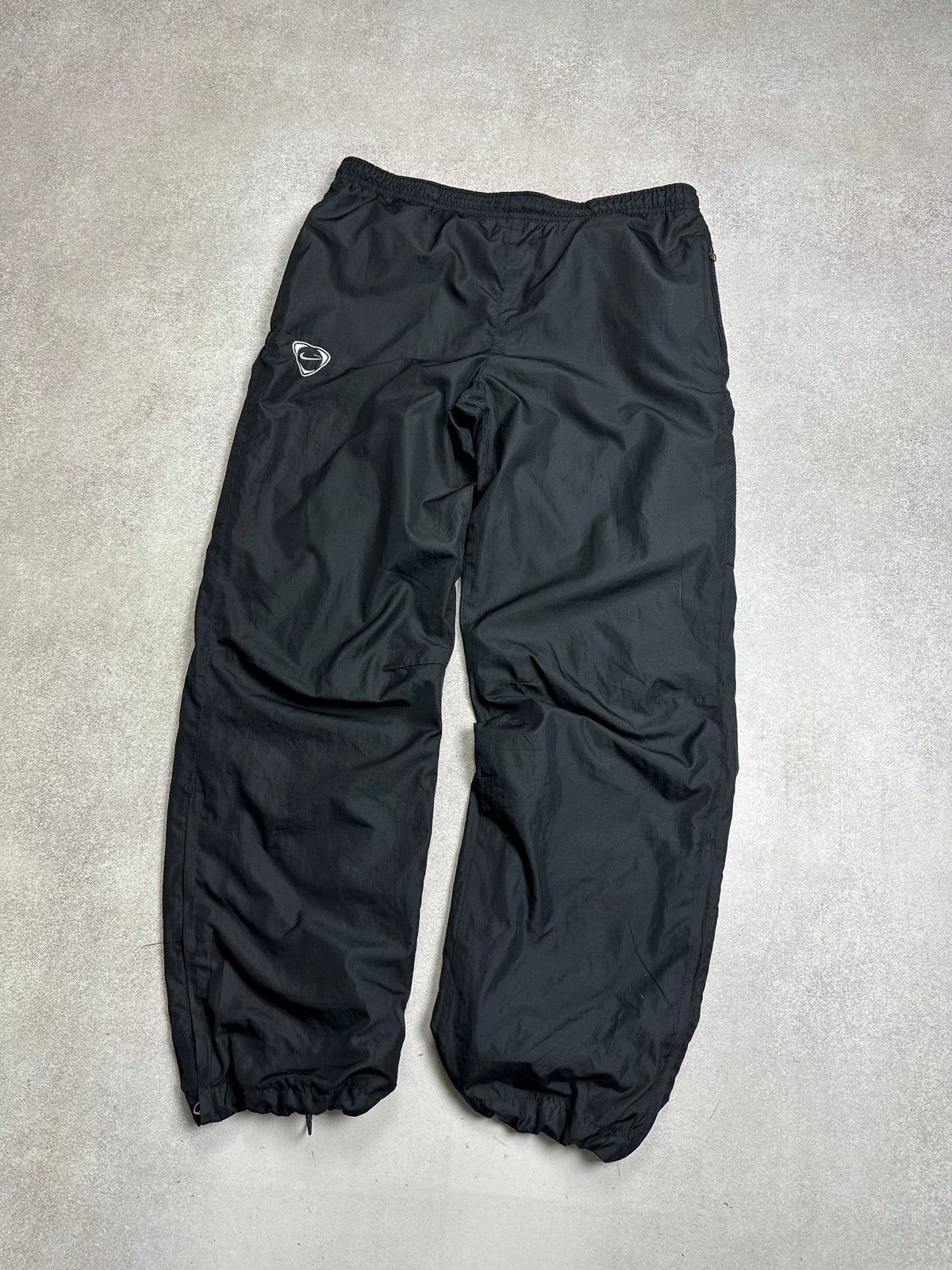 Nike Vintage Nike TN Skepta Y2K Nylon Tracksuit M Size US M / EU 48-50 / 2 - 11 Thumbnail