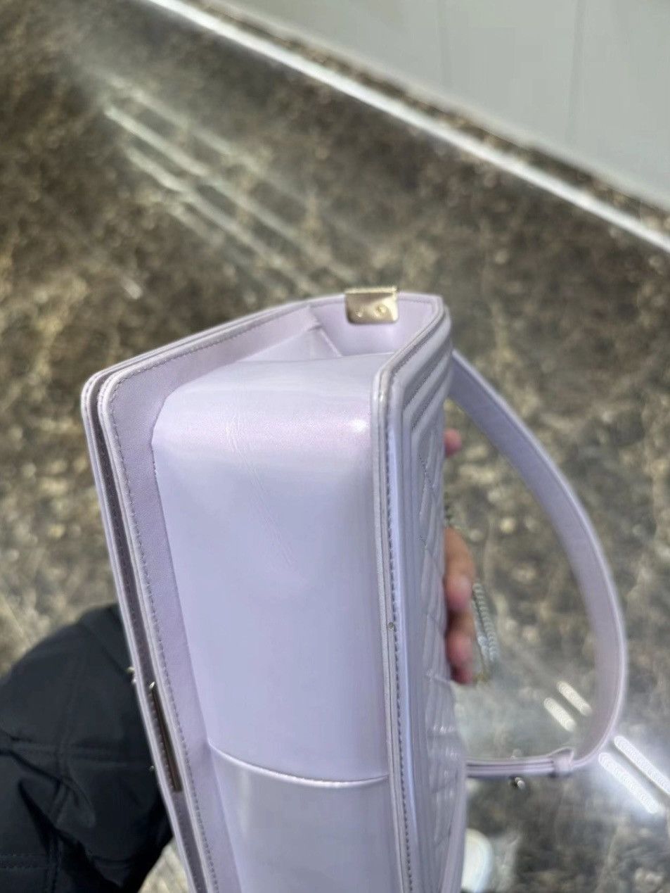 Chanel Chanel Boy Patent Leather handbag in lilac/ light purple Size ONE SIZE - 14 Thumbnail