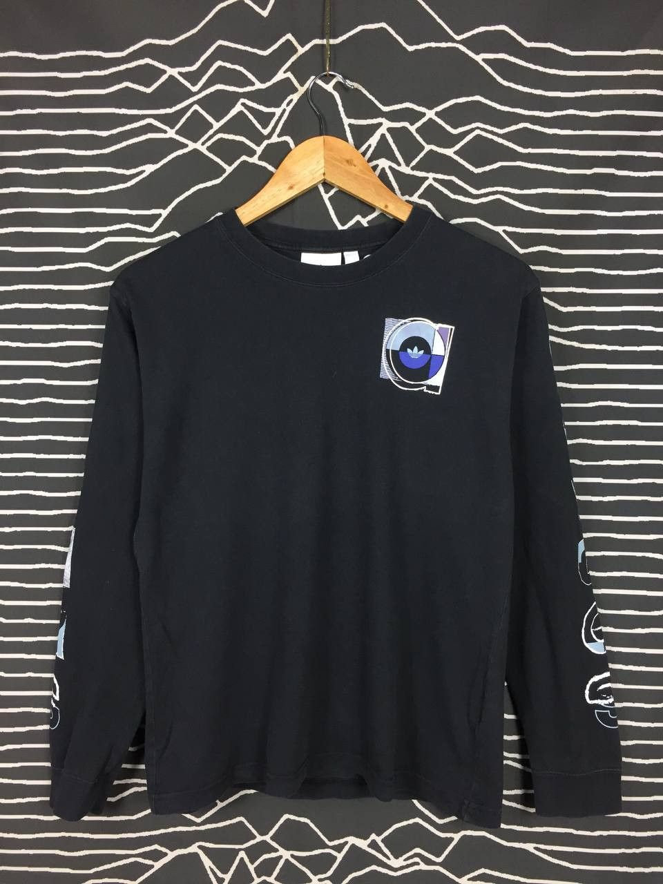 Adidas × Vintage Vtg Adidas Originals Graphic Spell Out Longsleeve Tee Size US M / EU 48-50 / 2 - 3 Thumbnail
