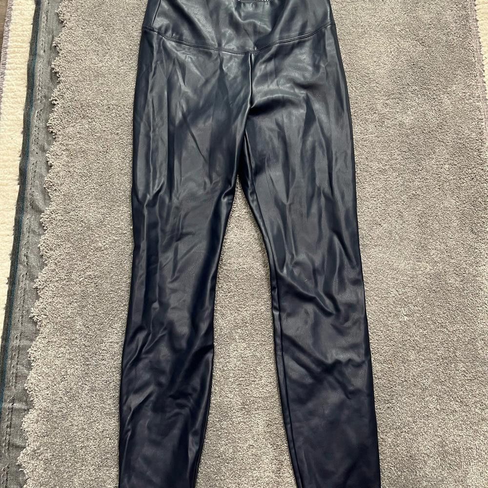 Designer white house black market Runway Legging Size 28" / US 6 / IT 42 - 2 Thumbnail
