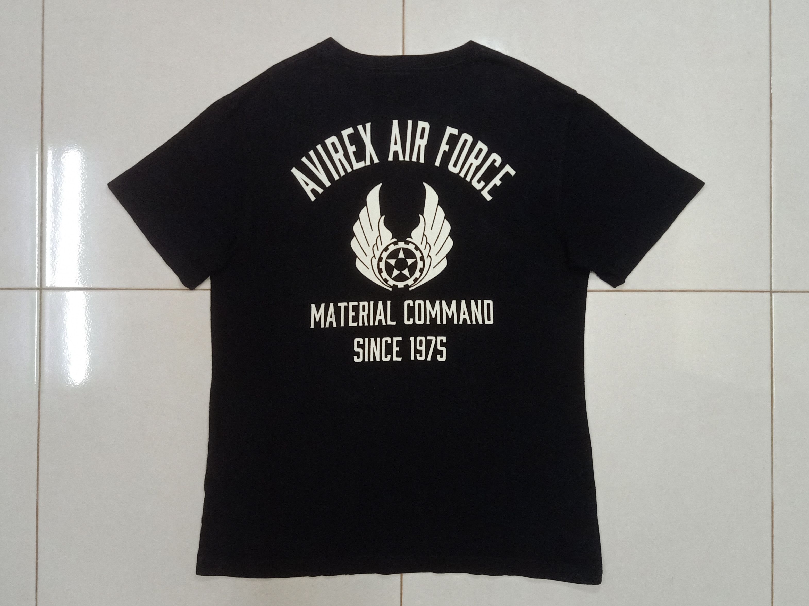 Avirex AVIREX Air Force Big Logo Spell Out Black L Size T-Shirt Size US L / EU 52-54 / 3 - 3 Thumbnail