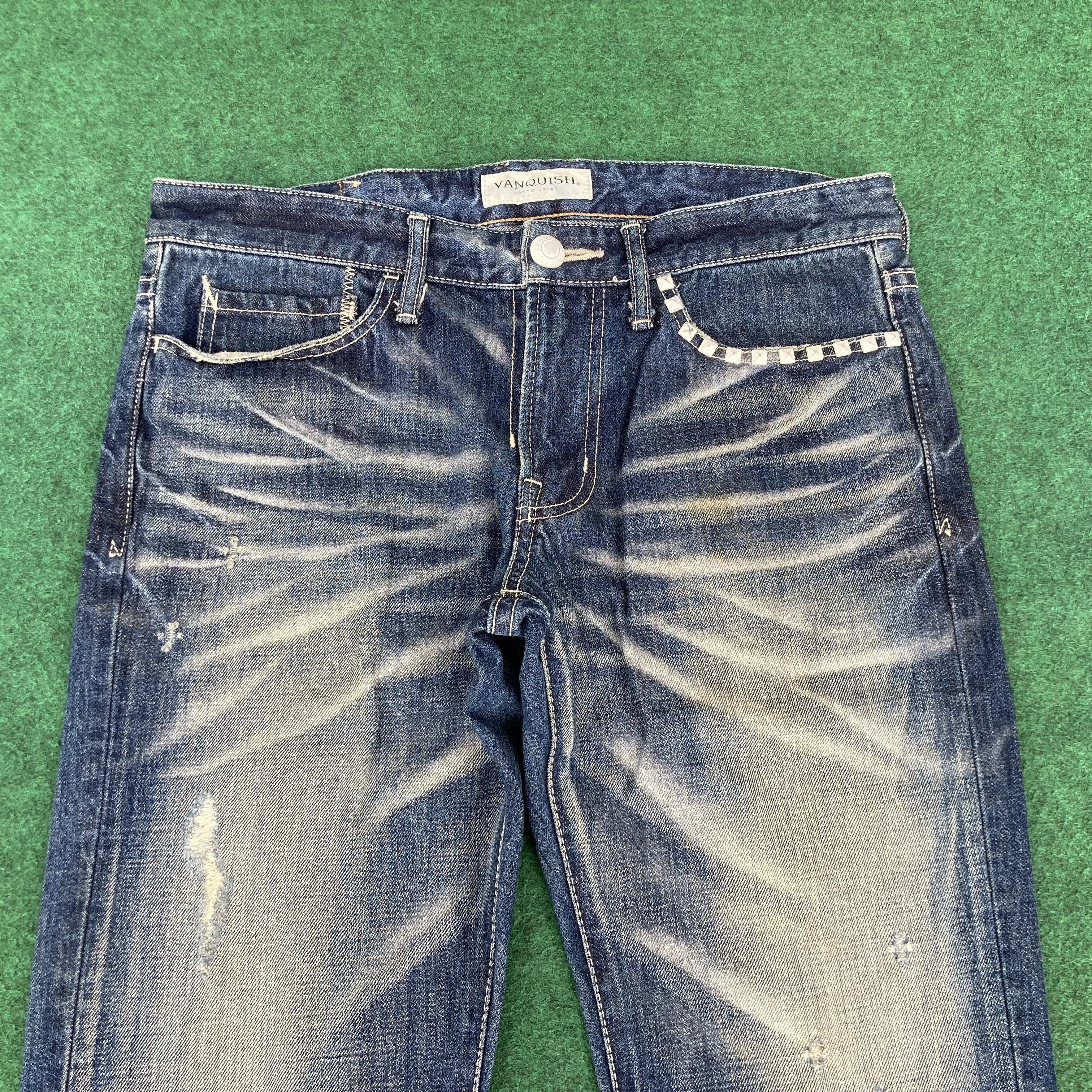 Vanquish 32x32.5 VANQUISH flared JAPAN Washed distressedJeans Size US 32 / EU 48 - 3 Thumbnail