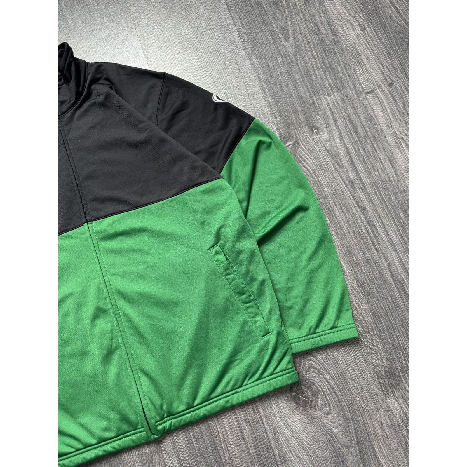 Nike × Vintage Vintage Nike Zip Up Swoosh Baggy Fit Size US M / EU 48-50 / 2 - 2 Thumbnail