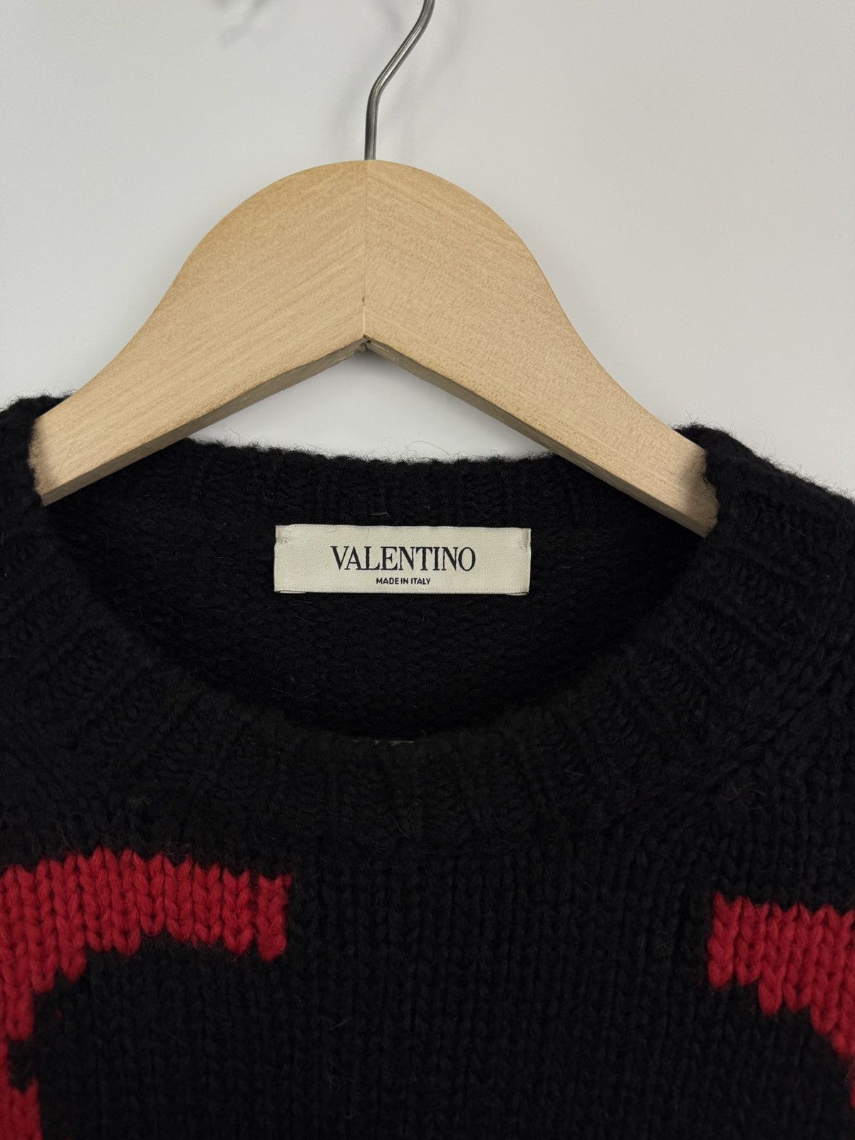 Valentino 🇮🇹 Valentino V Red Logo Wool Alpaca Sweater Rare Retro Size M / US 6-8 / IT 42-44 - 9 Thumbnail