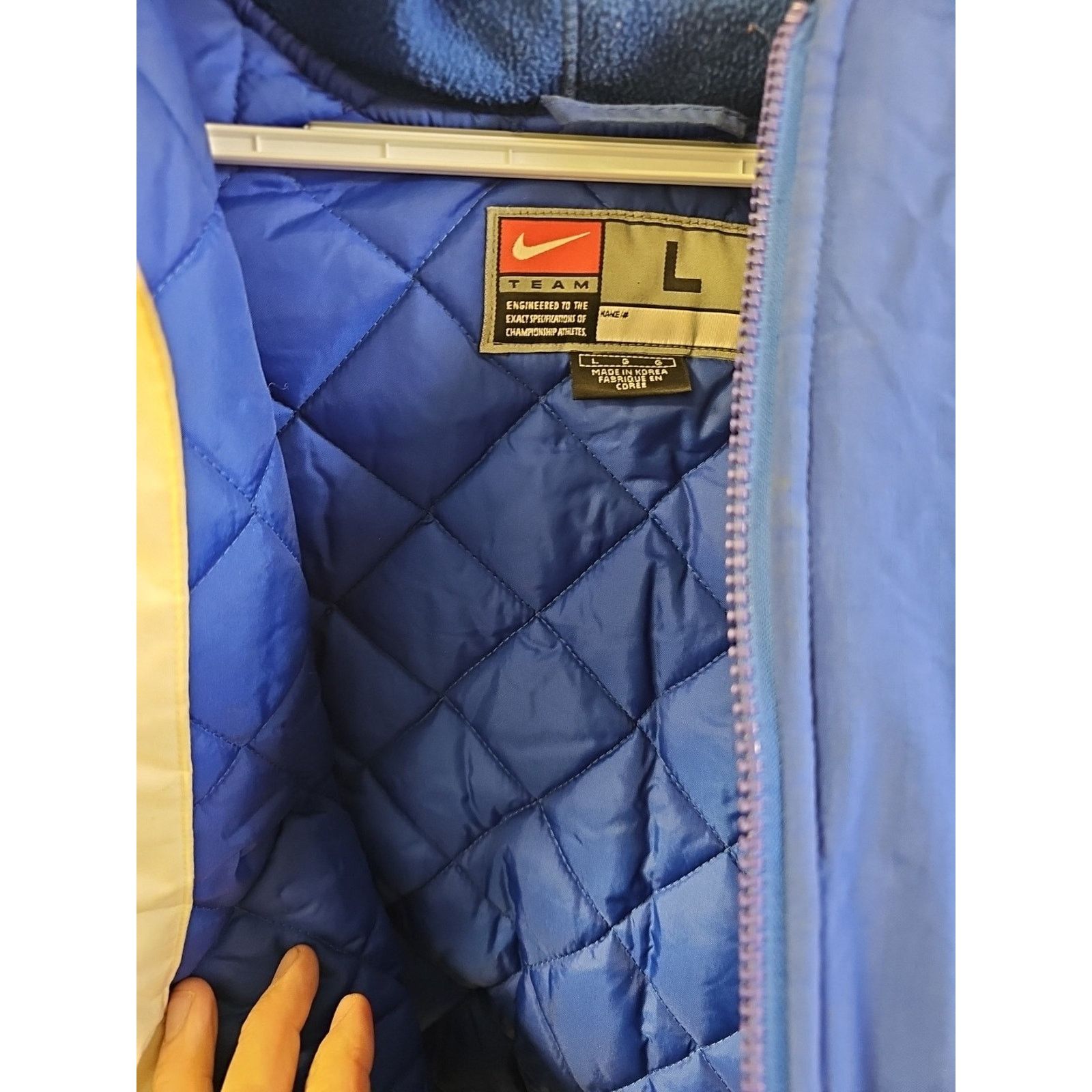 Nike VTG Indianapolis Colts Puffer Jacket Mens L Nike NFL 90s Y2K Size US L / EU 52-54 / 3 - 12 Thumbnail