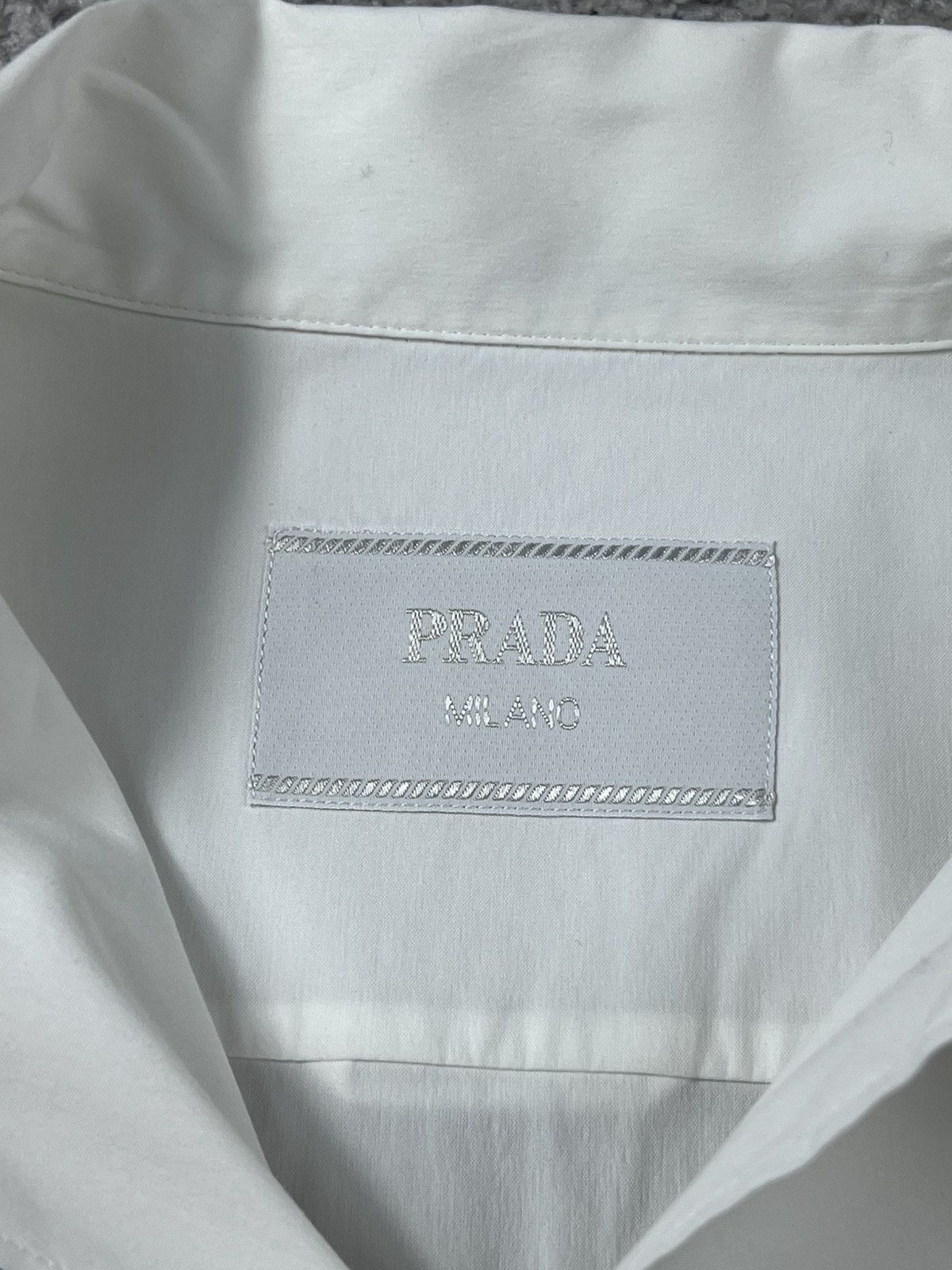 Prada Prada White Triangle Shirt Size M Size US M / EU 48-50 / 2 - 8 Thumbnail