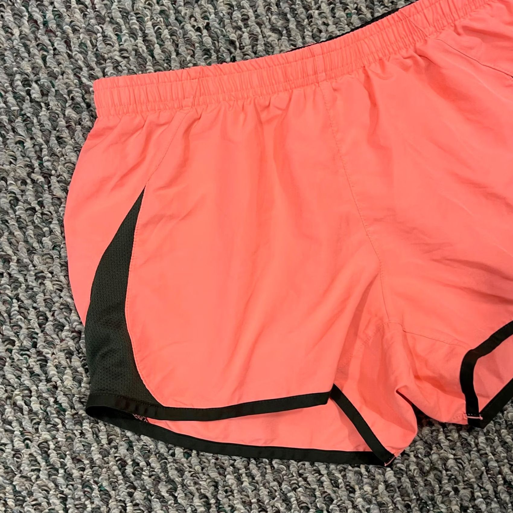 Nike Nike Shorts Womens Small Peach Running Dry Tempo Brief Athletic Active Sport Size 28" / US 6 / IT 42 - 3 Thumbnail