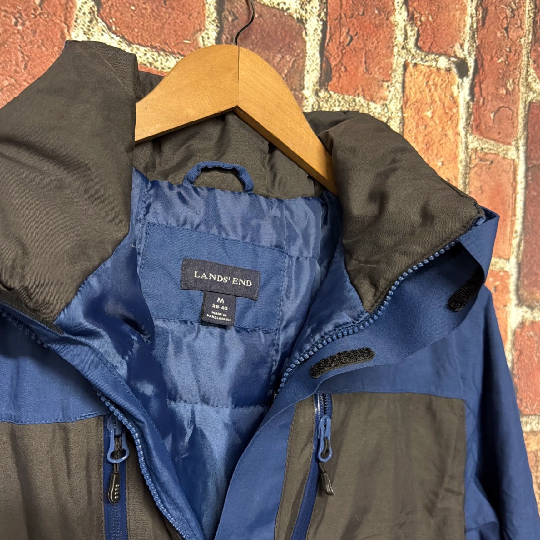 Lands' End Lands' End Jacket Mens M Blue Insulated Full Zip Windbreaker, Stand-Up Collar, Regular Fit, Nylon Shell, Fleece Lining, Gray / Blue Size US M / EU 48-50 / 2 - 3 Thumbnail