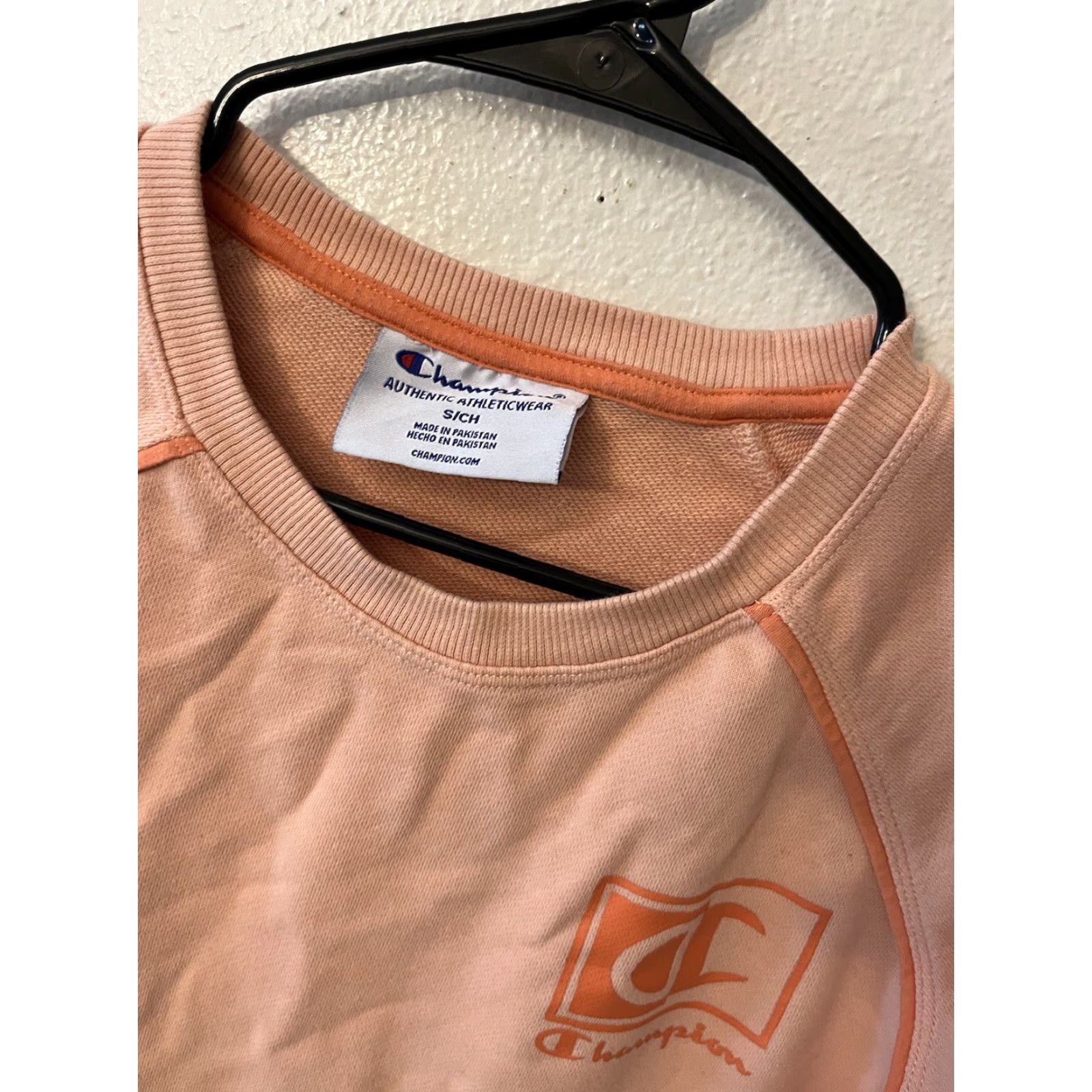 Champion Champion Sweatshirt Logo Orange Long Sleeve Crewneck Women’s Slim? Regular Size Small - S - Casual Activewear Size S / US 4 / IT 40 - 2 Thumbnail