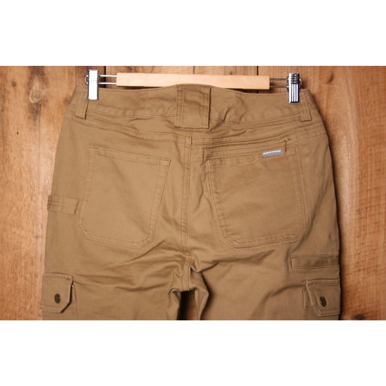 Vintage DULUTH Curvesetter Khaki Cargo Pants Sz. 6 Inseam 32" Women 97% Cotton 3% Spandex Zip Rise Mid Button/Zip Closure Size 28" / US 6 / IT 42 - 5 Thumbnail