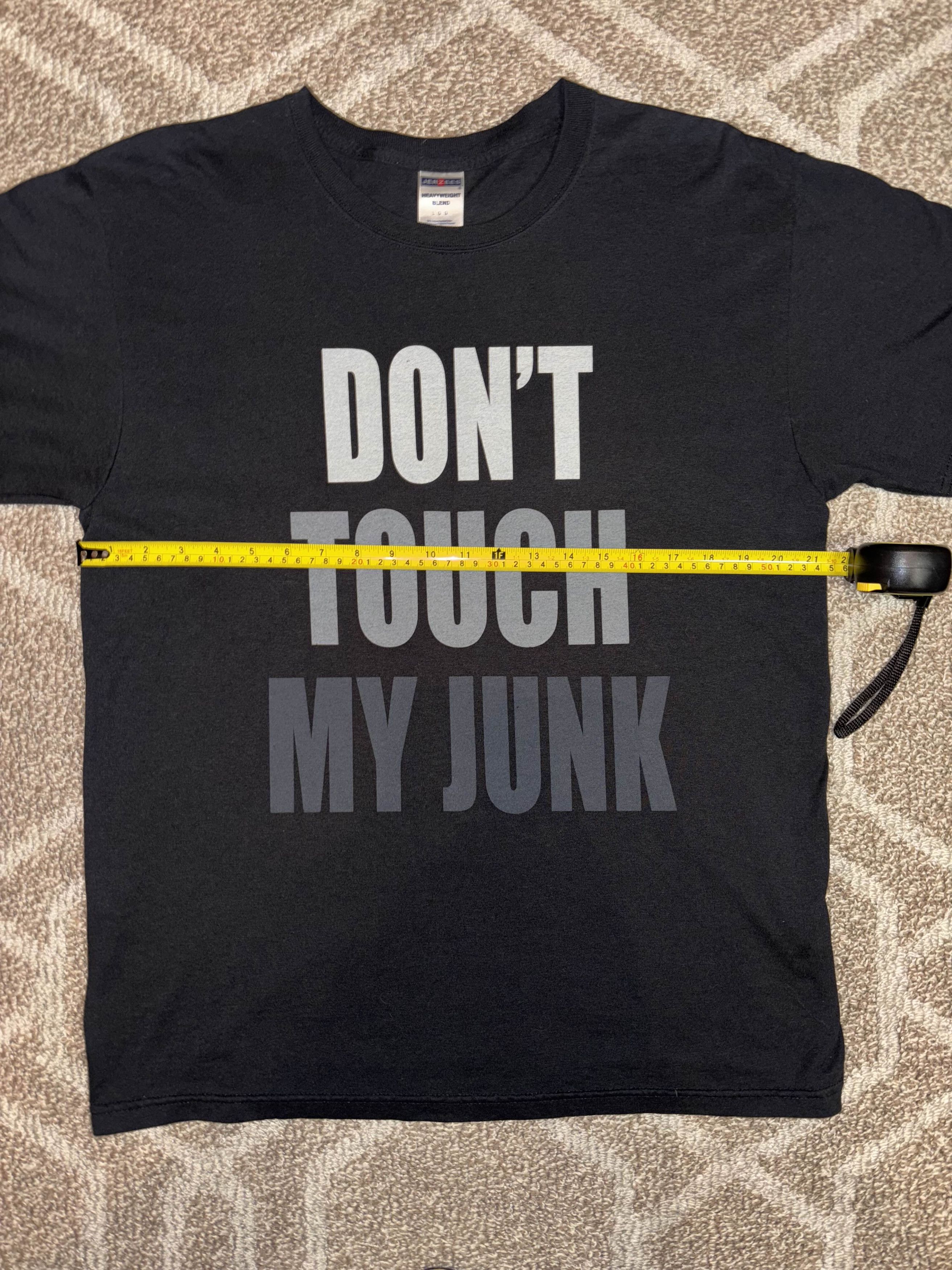 Vintage Y2K Don't Touch My Junk Text Shirt Size US L / EU 52-54 / 3 - 5 Thumbnail