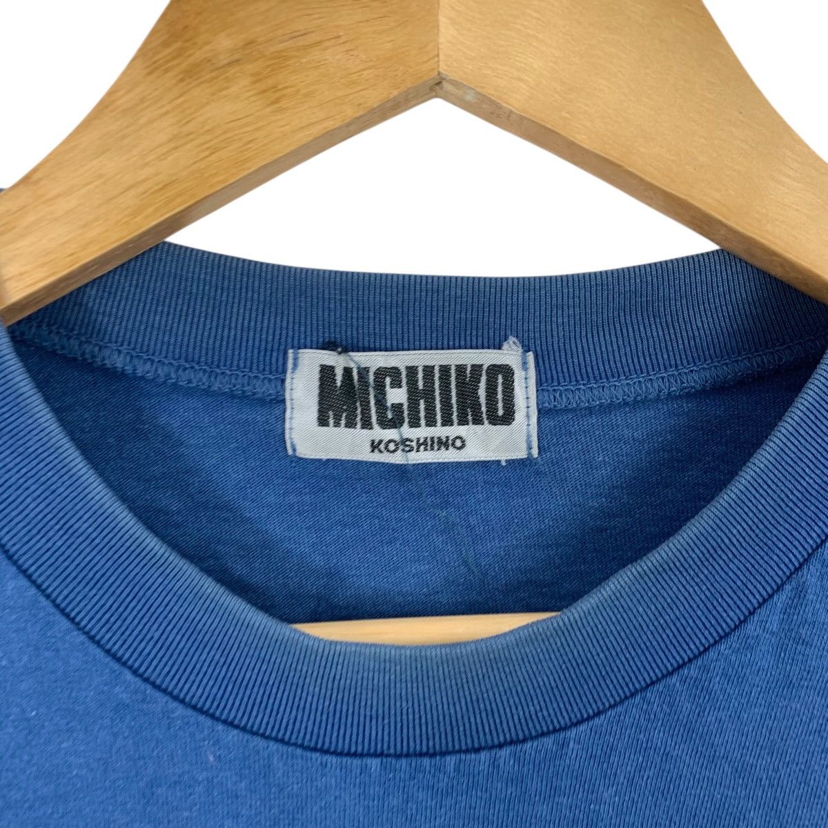 Michiko Koshino London Vintage MICHIKO LONDON KOSHINO Center Logo Tee Shirt Top Size L / US 10 / IT 46 - 8 Thumbnail