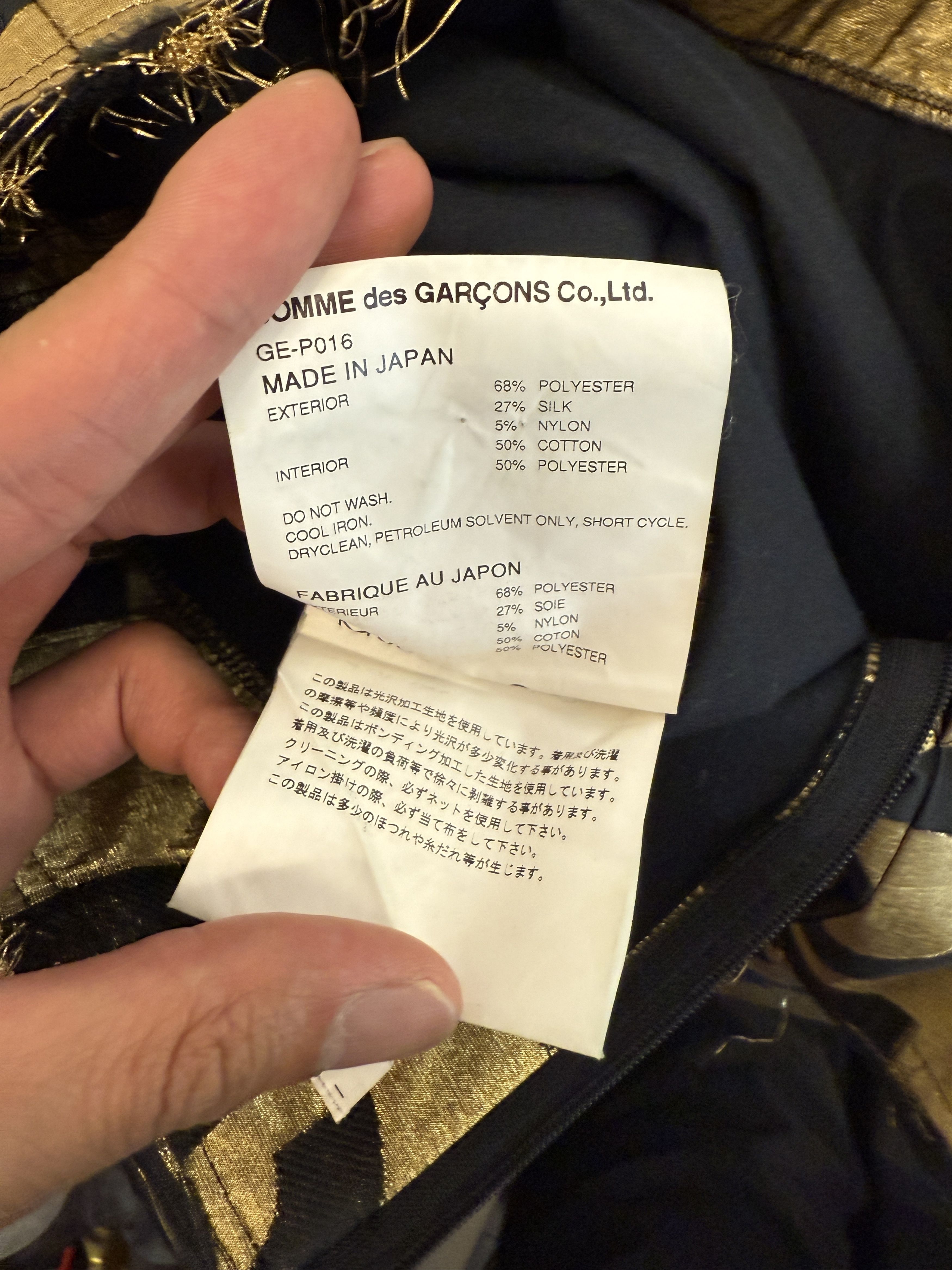 Comme des Garcons Comme does garçons cut out shorts Size US 29 - 8 Thumbnail