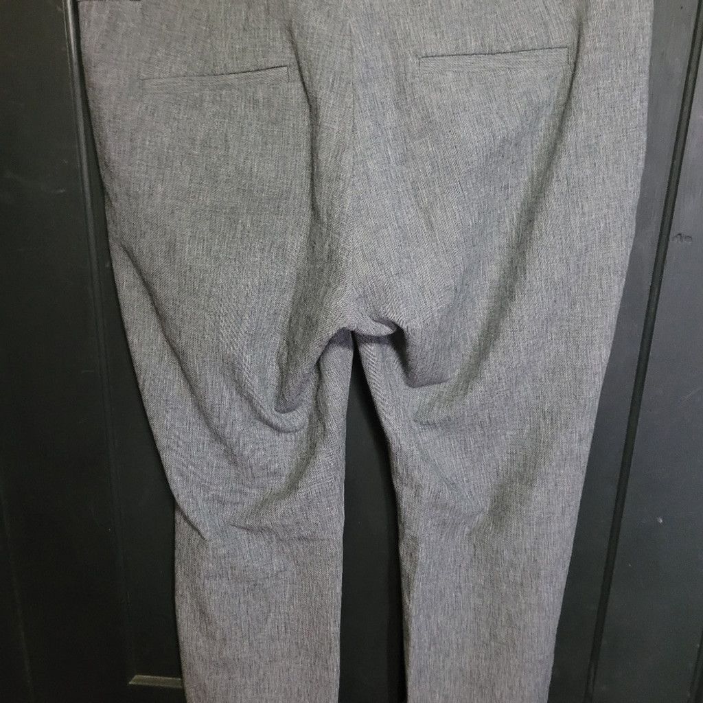 Banana Republic Banana Republic womens wool, slacks EUC size 12 Size 34" / US 12 / IT 48 - 6 Thumbnail