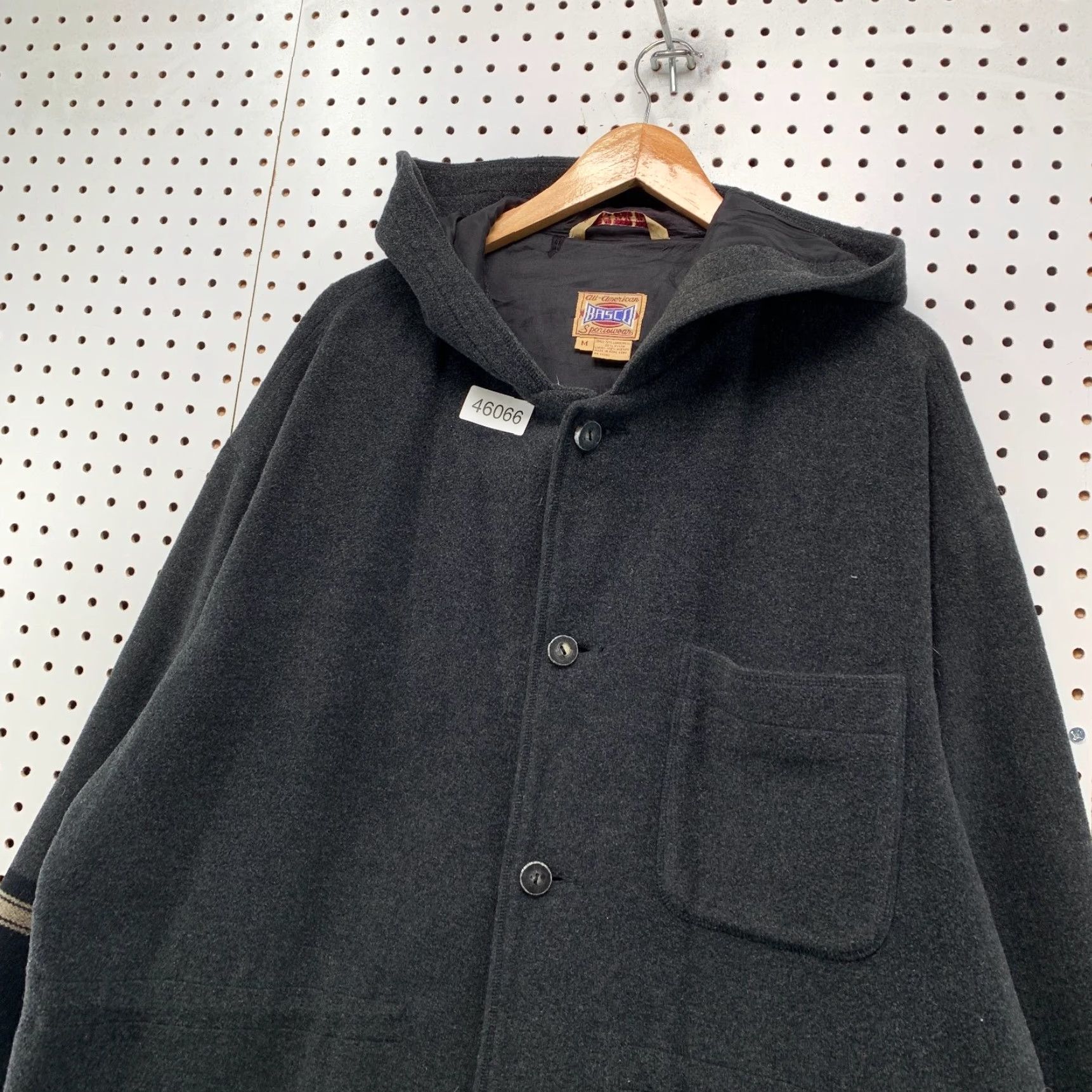 Gap VINTAGE Gap Men Coat Wool Oversized 80s Gray Hood Wool Coat M Gray 80s Style Casual Mens Size US M / EU 48-50 / 2 - 4 Thumbnail