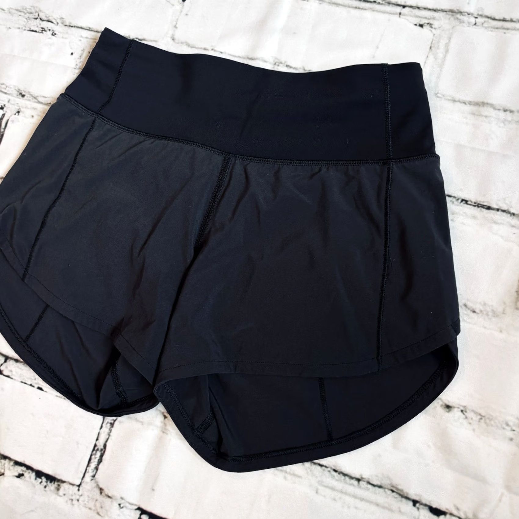 Lululemon VINTAGE Womens Lululemon Base Pace High-Rise Fitted Shorts 8" W7BQ9S Blue sz 6 Size 28" / US 6 / IT 42 - 4 Thumbnail