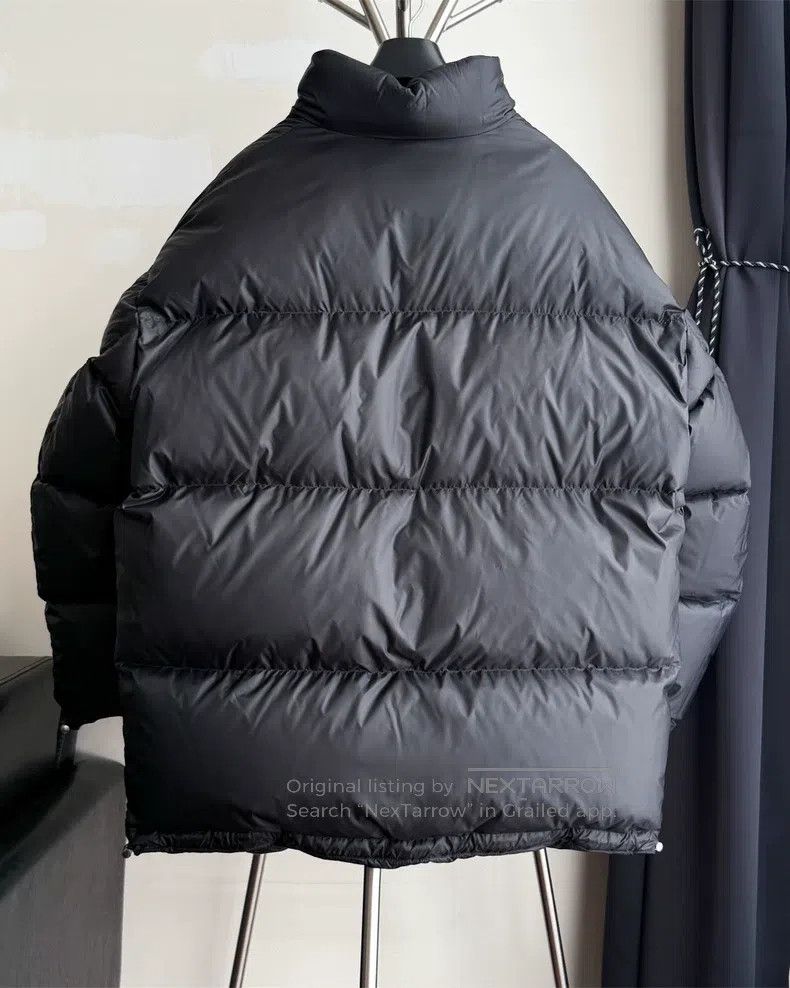 Valentino Valentino Reversible silhouette goose down jacket Size US M / EU 48-50 / 2 - 4 Thumbnail