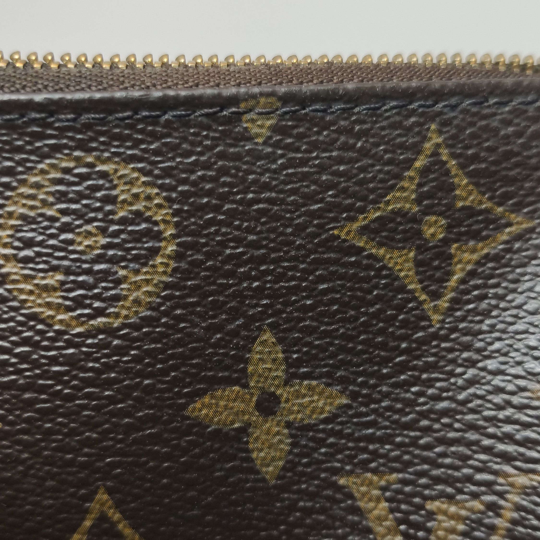 Louis Vuitton Louis Vuitton (LV) Accessories Mahjong Bag Mini Vegetable T Size ONE SIZE - 4 Thumbnail