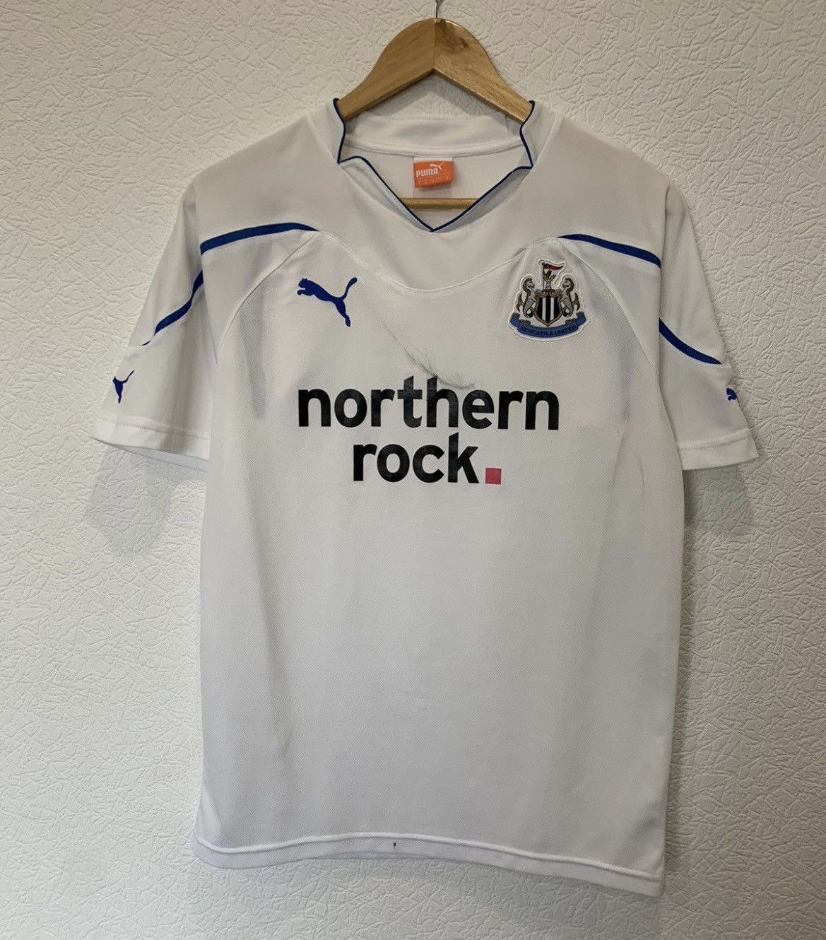 Puma NEWCASTLE UNITED PUMA 2010/2011 THIRD KIT SOCCER JERSEY Size US S / EU 44-46 / 1 - 1 Thumbnail