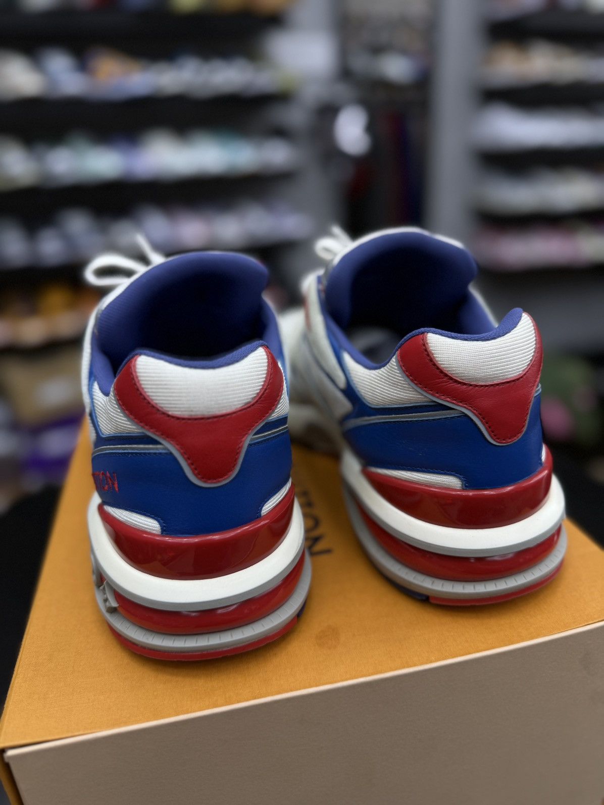 Louis Vuitton Louis Vuitton Runner Sneakers Men 11LV/12US Size US 12 / EU 45 - 17 Thumbnail