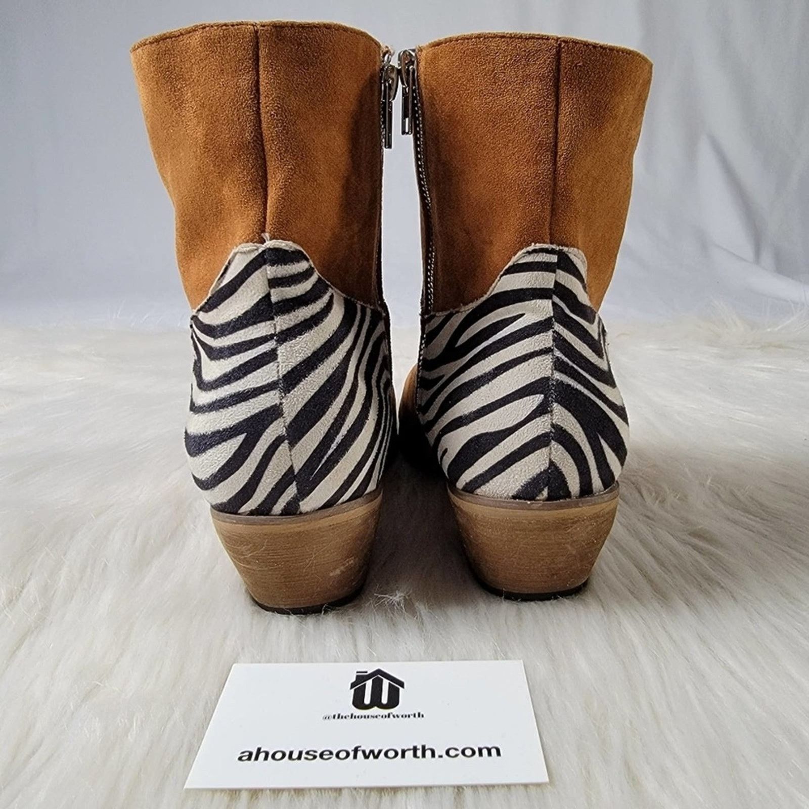 Designer Joli Zebra Animal Print Suede Leather Chelsea Boot - 9 Size US 9 / IT 39 - 6 Thumbnail