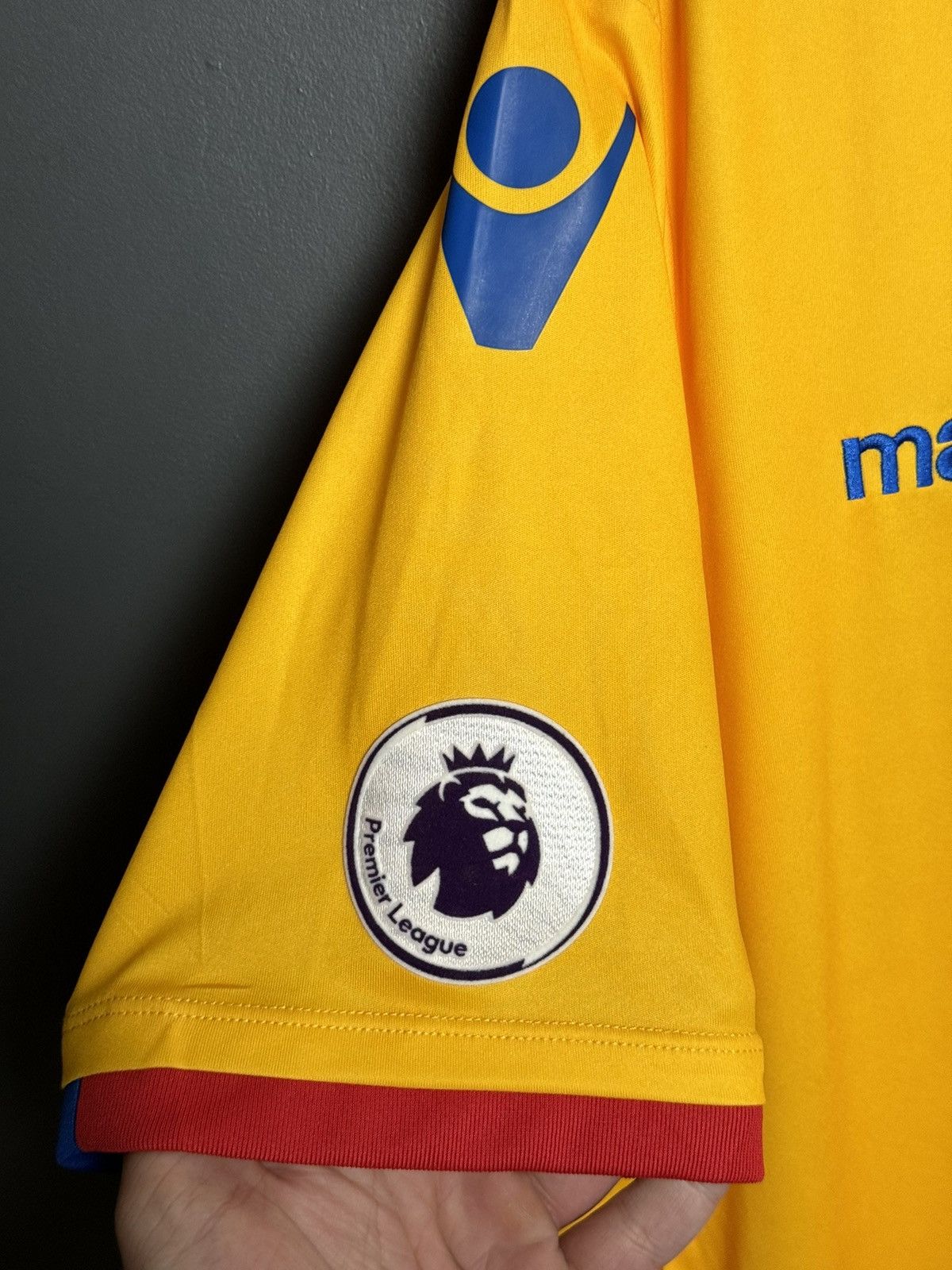 Macron New Crystal Palace 16/17 Away Milivojevic Football Jersey Size US XL / EU 56 / 4 - 5 Thumbnail