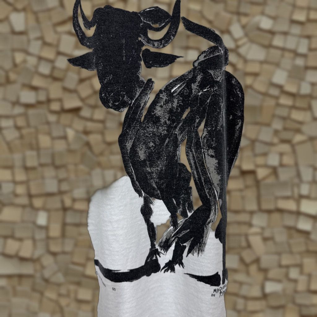 Vintage VINTAGE Picasso Bull Graphic Print T-Shirt Large White 90s Art Mens Size US L / EU 52-54 / 3 - 1 Thumbnail