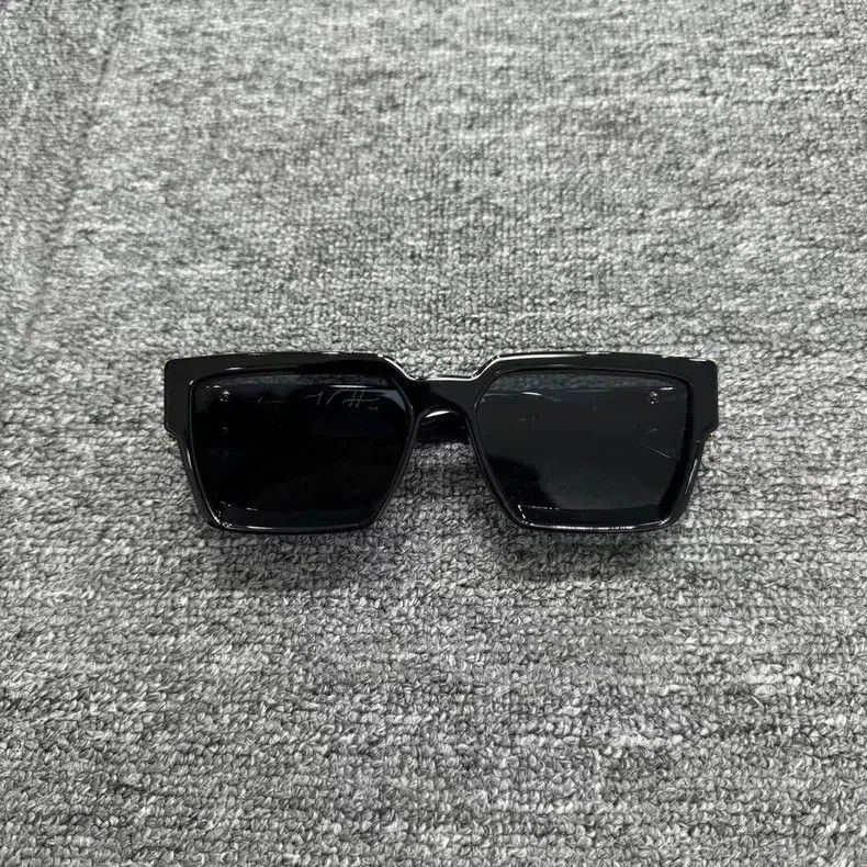 Louis Vuitton Louis Vuitton Millionaire Sunglasses Size ONE SIZE - 2 Thumbnail