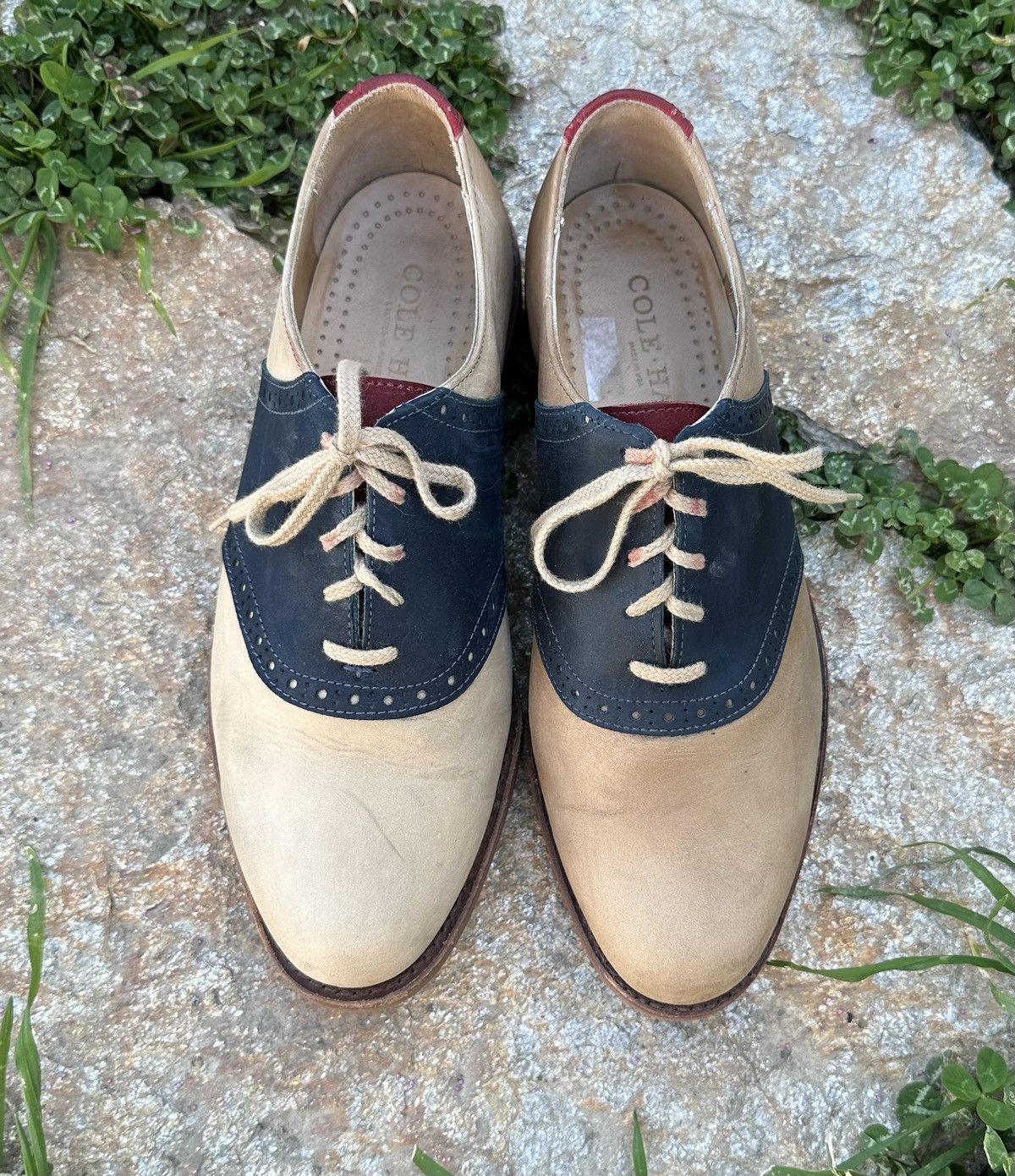 Cole Haan Vintage 90’s blue & cream Oxford suede shoes 8.5 Size US 8.5 / EU 41-42 - 1 Thumbnail