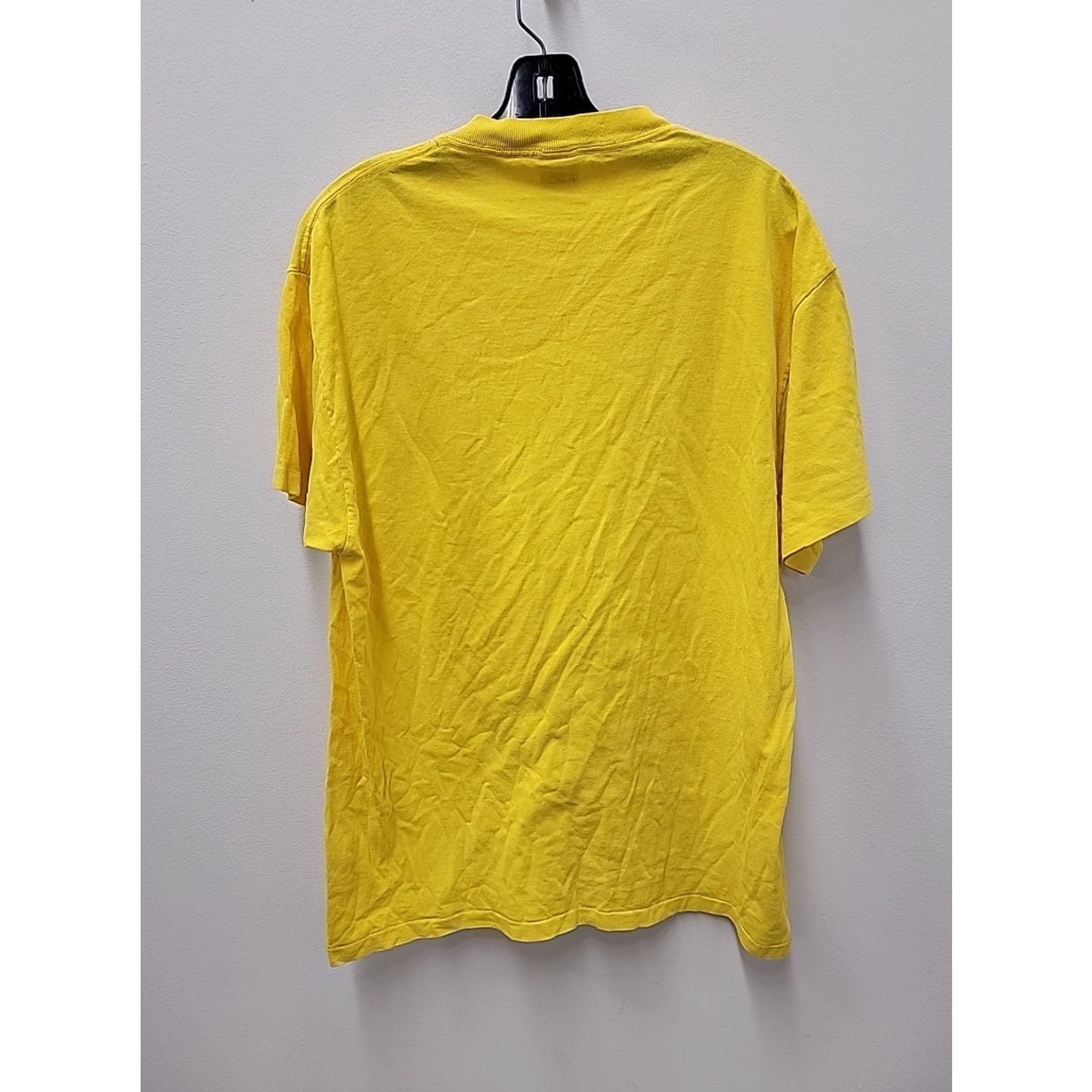 Delta VINTAGE Delta Cheerios Shirt Mens Large Yellow Graphic Tee Made USA Size US L / EU 52-54 / 3 - 5 Thumbnail