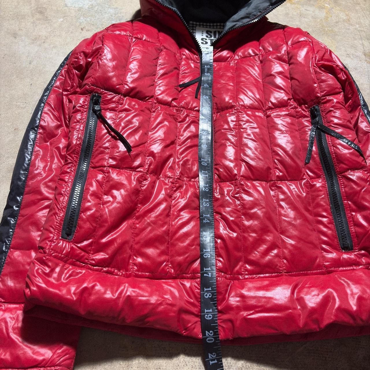 Other Six star puffer Size US M / EU 48-50 / 2 - 2 Thumbnail